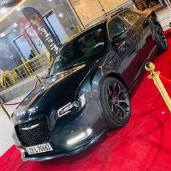 کرایسلەر 300